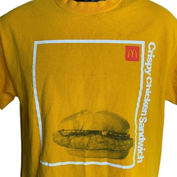 McDonalds Uniform Crewneck T Shirt S Orange Short Sleeve Crispy Chicken Snack T - Picture 2 of 6
